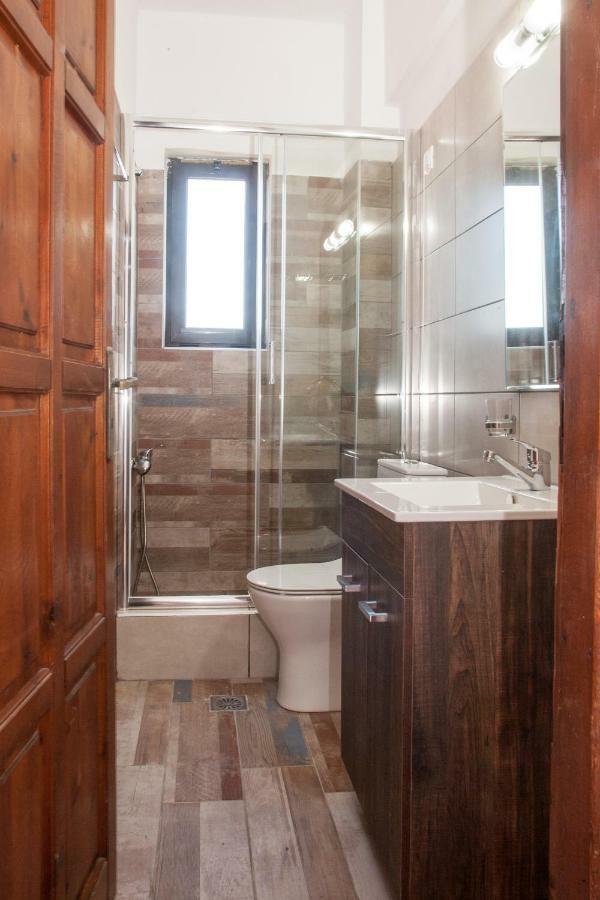 Agia Marina Ekavi Apartments מראה חיצוני תמונה