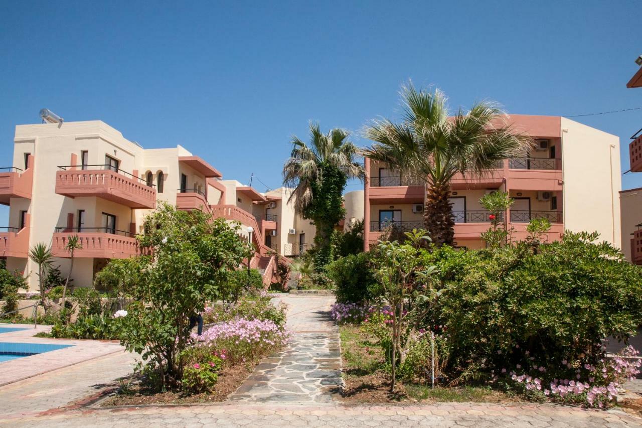 Agia Marina Ekavi Apartments מראה חיצוני תמונה