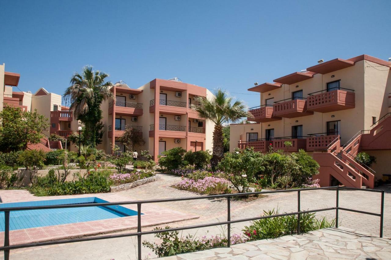 Agia Marina Ekavi Apartments מראה חיצוני תמונה
